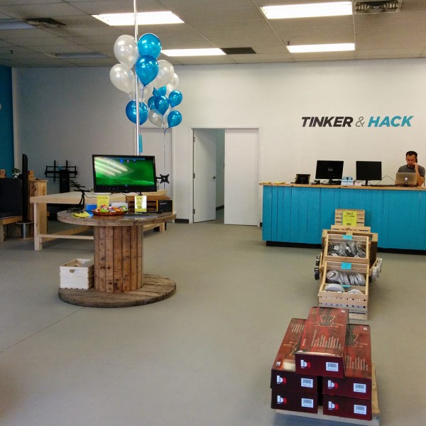 Tinker & Hack store design